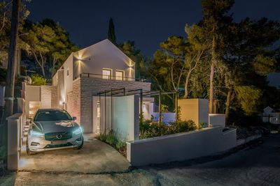 Modern 3 Bedroom Villa with Pool in Milna Island Brac