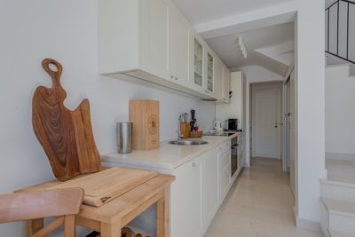 Beautiful Seafront Stone Holiday Villa with Jacuzzi Hot Tub Island Brac