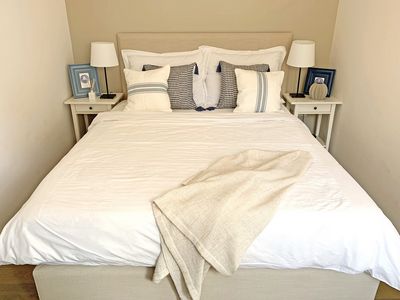 Beautiful Seafront Stone Holiday Villa with Jacuzzi Hot Tub Island Brac