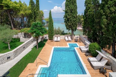 Sensational High Class Property Rental Island Brac Croatia