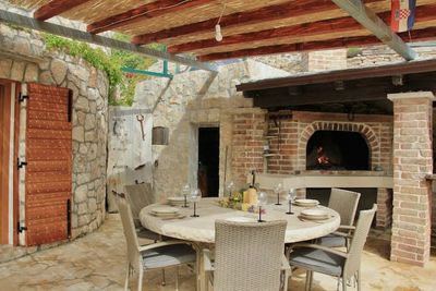 Beachfront Stone House with New Swimming Pool island Brac