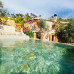 Beachfront Stone House with New Swimming Pool island Brac
