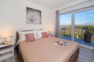 Beautiful 4 Bedroom Holiday Villa in Lumbarda, island Korcula