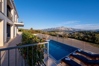 Beautiful 4 Bedroom Holiday Villa in Lumbarda, island Korcula