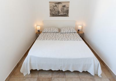Charming Seafront House with Pool in Rogoznica