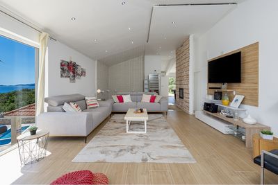 Amazing Luxury Beachfront Villa with Heated Pools Dubrovnik Riviera