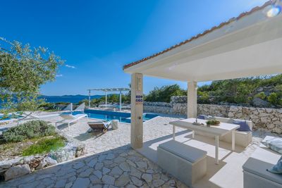 Amazing Luxury Beachfront Villa with Heated Pools Dubrovnik Riviera