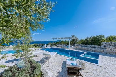 Amazing Luxury Beachfront Villa with Heated Pools Dubrovnik Riviera