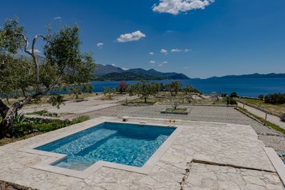 Amazing Luxury Beachfront Villa with Heated Pools Dubrovnik Riviera