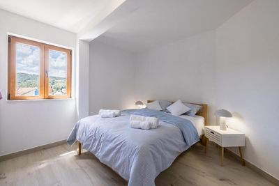 Beautiful Holiday Apartment in island Brac, Splitska