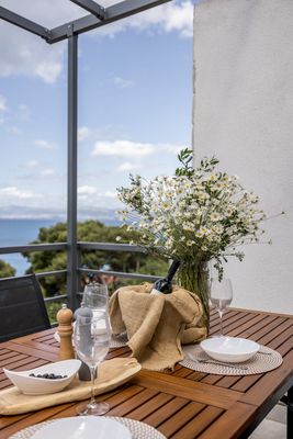 Beautiful Holiday Apartment in island Brac, Splitska