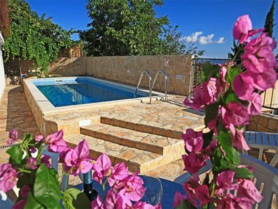 Croatian House with pool Mavarstica 1