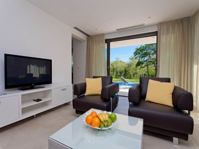 Umag luxury villa with pool 7