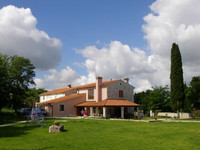 Countryside pool villa near Pula