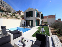 Exclusive villa with pool Makarska