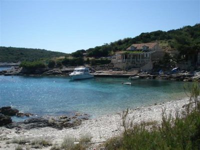 Beach House Island Vis