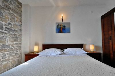 Charming croatian house Omis riviera