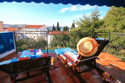 Charming Colorful Sea View House in Ciovo Island near Trogir