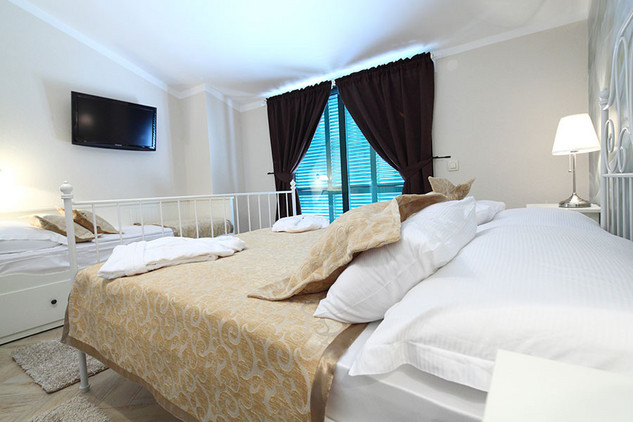 Stone villa with pool Makarska