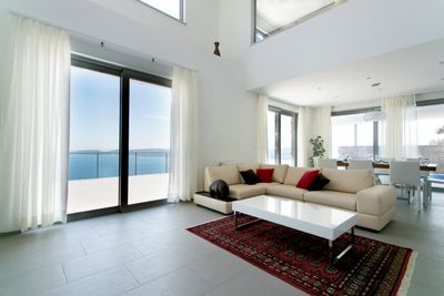 Modern Villa with Heated Infinity Pool and Impressive Panoramic Sea View