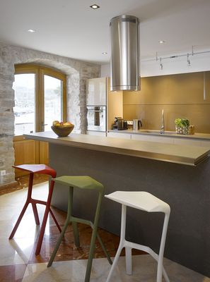 5 bedroom Luxury Seafront Villa with Pool in heart of Dalmatia