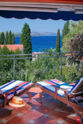 Charming Colorfull Sea View House in Ciovo Island near Trogir