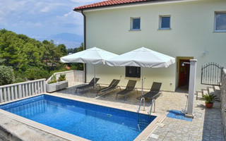Family island Brac Villa With Swimming Pool 